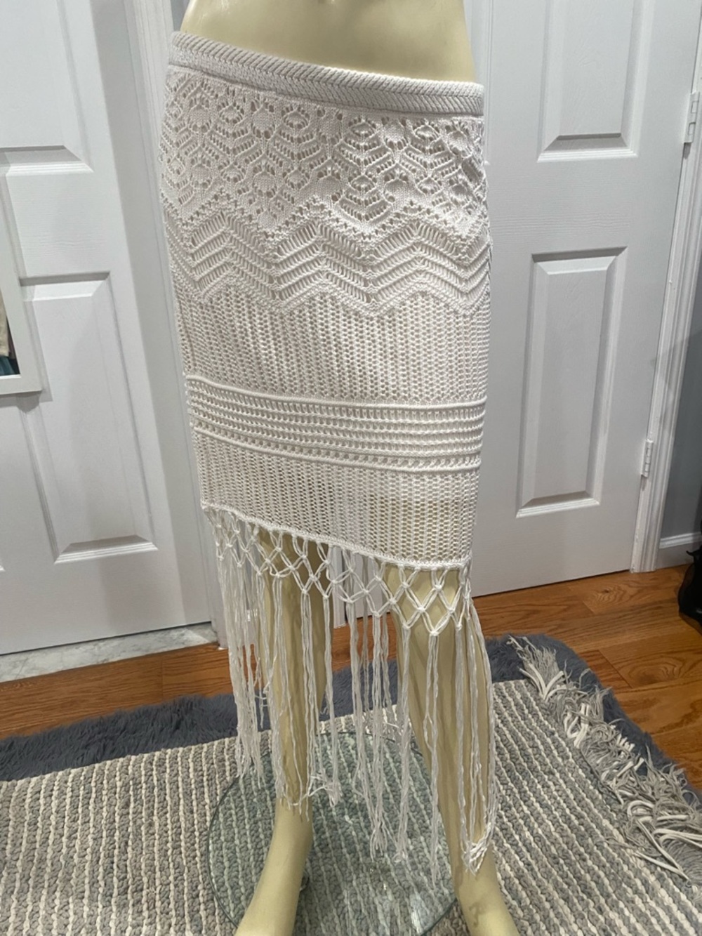 Abercrombie & F Crochet Fringe Midi Skirt - Cream/ old white/Size M